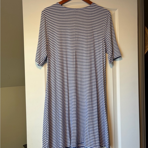 BUNDLE: Women’s Dresses - Picture 5 of 7